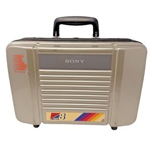 1985 Vintage Sony Video 8 Handycam CCD-M8u 8mm Camera Recorder Hard CASE ONLY
